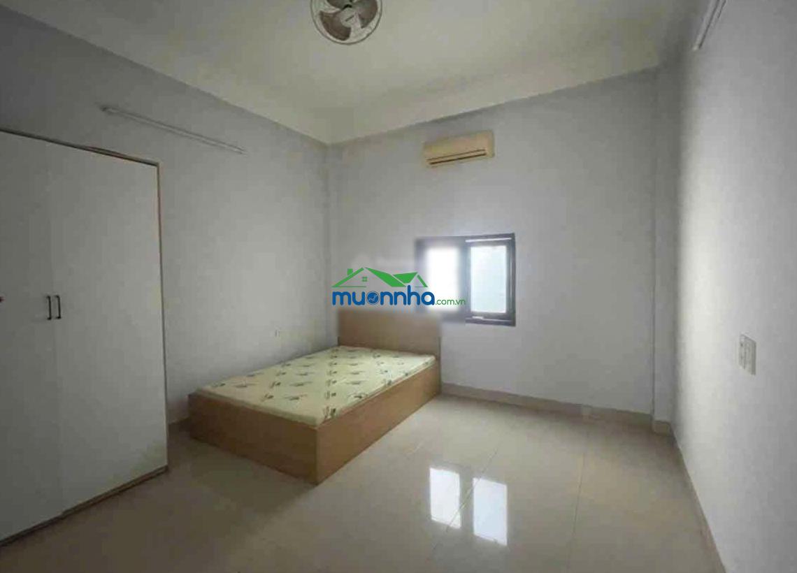 Nhà hẻm xe hơi, 3 tầng, dt: 4x15m, giá 5, x tỷ (tl), khu kênh tham lương, bình tân