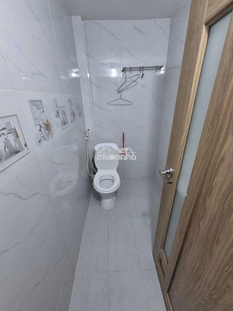 Cho thuê nhà 4x10m 1 lầu 2 pn y hình hẻm lê trọng tấn - 4