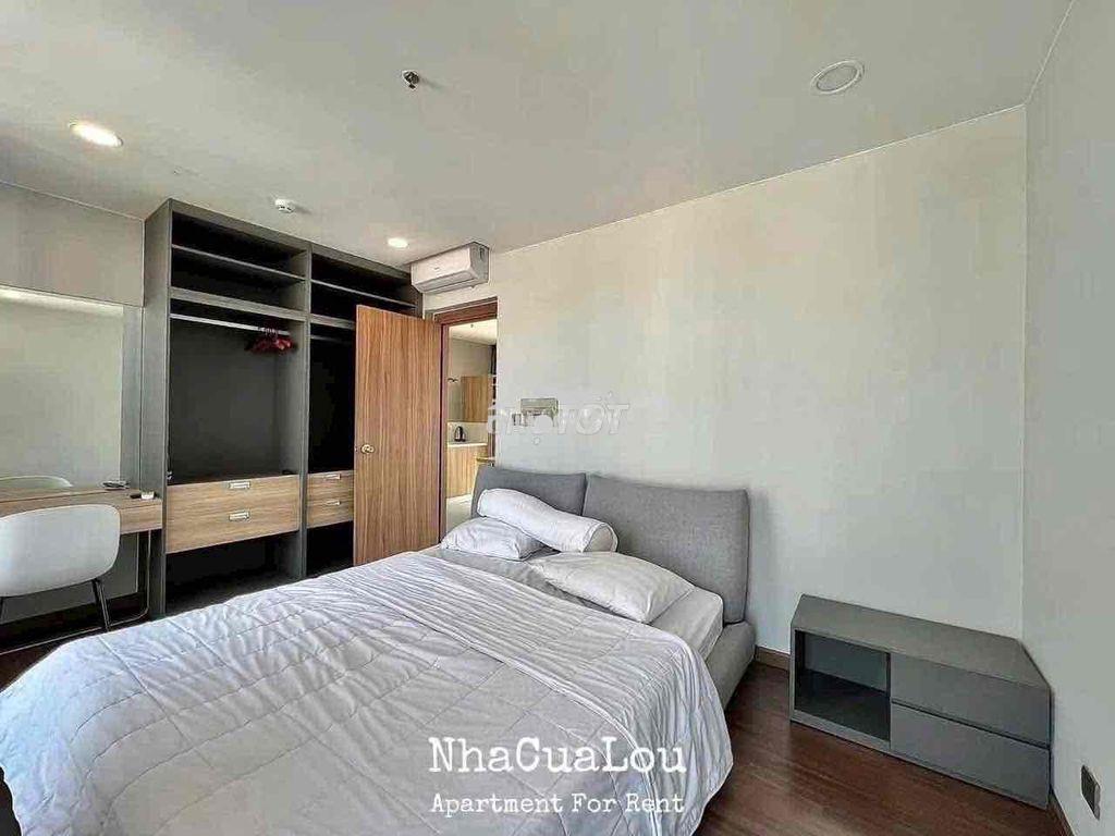 Căn hộ 1 phòng ngủ full nội thất ban công đường phạm ngũ lão quận 1 - 3