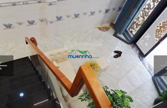 Bán nhà đẹp xuất sắc tại hương lộ 2, giá thương lượng 2,98 tỷ, 40m², 2pn, 1wc hẻm thông alo
