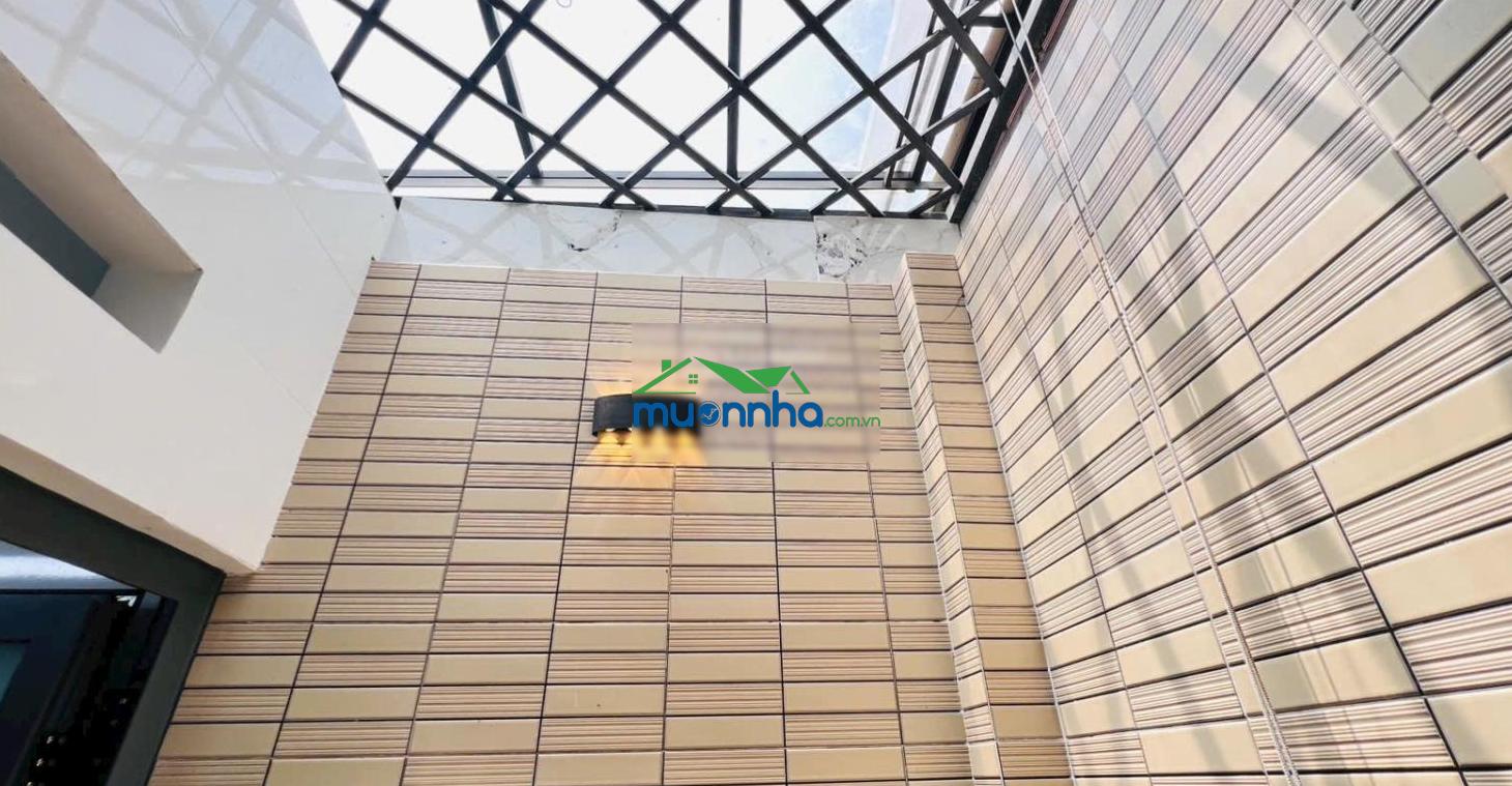 Nhỉnh 6 tỷ - siêu phẩm 72m2 - có thang máy 450kg, xây mới giá rẻ đường lê văn khương - hẻm 6m thông