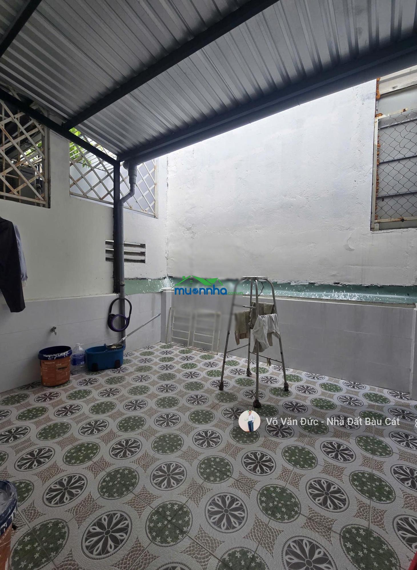 Chỉ nhỉnh 10 tỷ có ngay siêu phẩm nhà phố đúc 5 tấm mới - 5pn - 4wc - full nt - ngay sát sân bay - 3