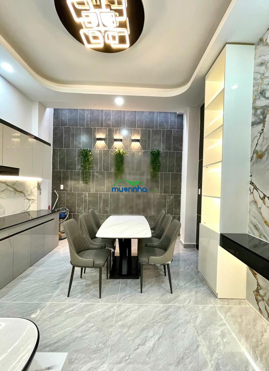 Lê văn việt - hơn 7tỷ - 4 tấm - hxh 6m. nhà mới - 5pn - 5wc - sẵn nội thất - 4