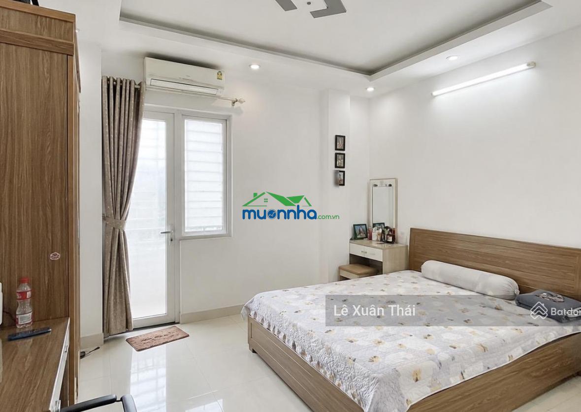 Cần bán nhà lạc long quân p5 q11 4 tầng 46m2, full nội thất. giá 7.95. gần đầm sen - 4