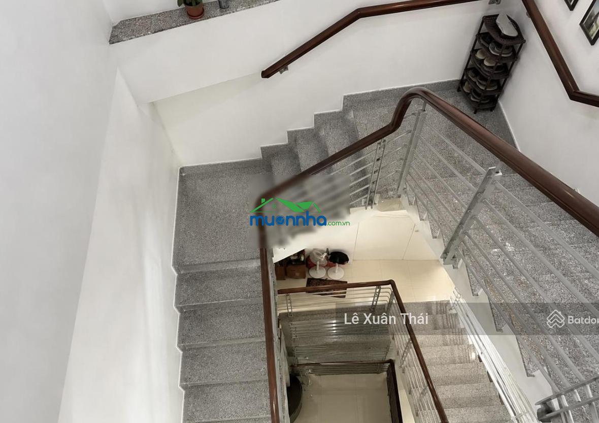 Cần bán nhà lạc long quân p5 q11 4 tầng 46m2, full nội thất. giá 7.95. gần đầm sen - 2