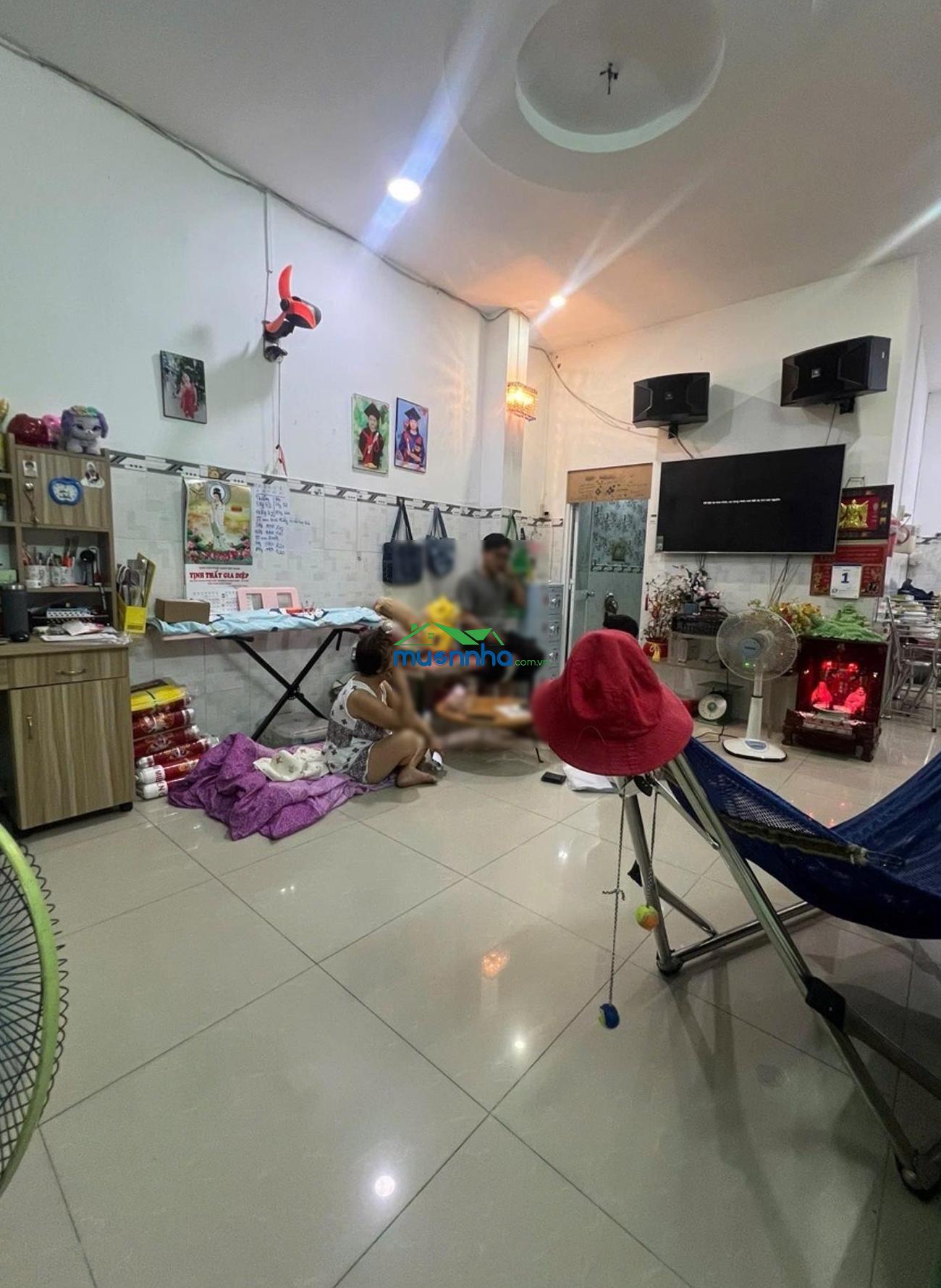 5.7tỷ trung tâm bình thạnh 57m2 4 tầng btct sân thượng 5pn có sân rộng rãi để xe gần chợ bà chiểu - 4