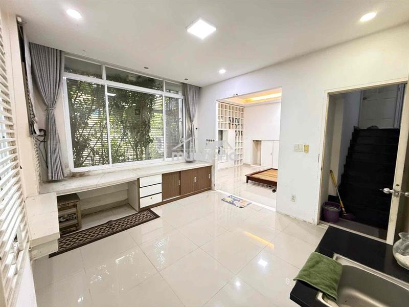 Phòng trọ nhà bè