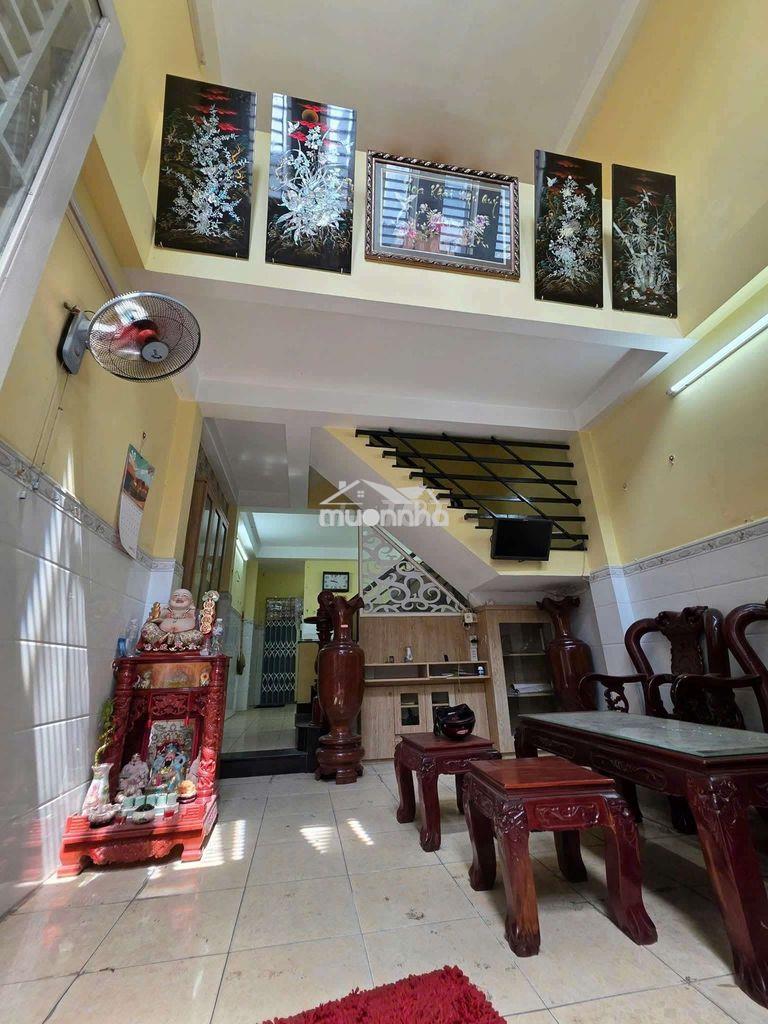Chủ gấp bán đi định cư - nở hậu tài lộc - hẻm thông - 2
