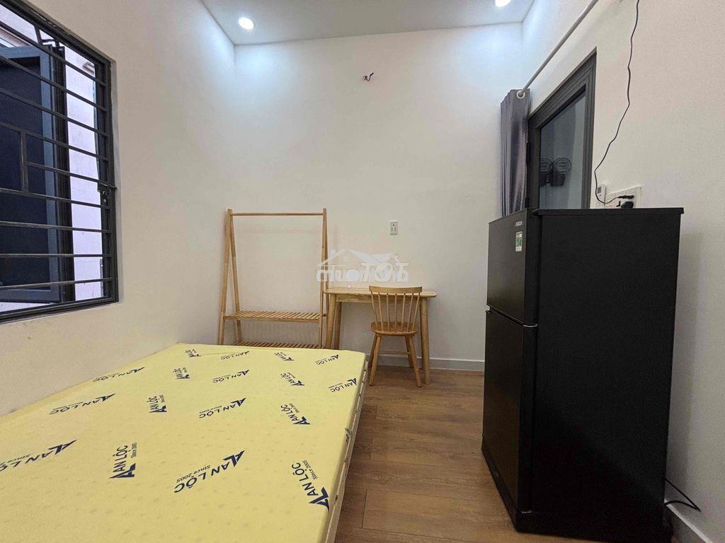 Cho thuê phòng cmt8 full nội thất - 4