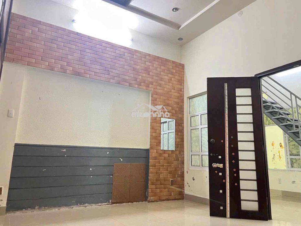 Cho thuê nhà gần cđ công thương 100m2 2pn 1wc sân rộng - 3