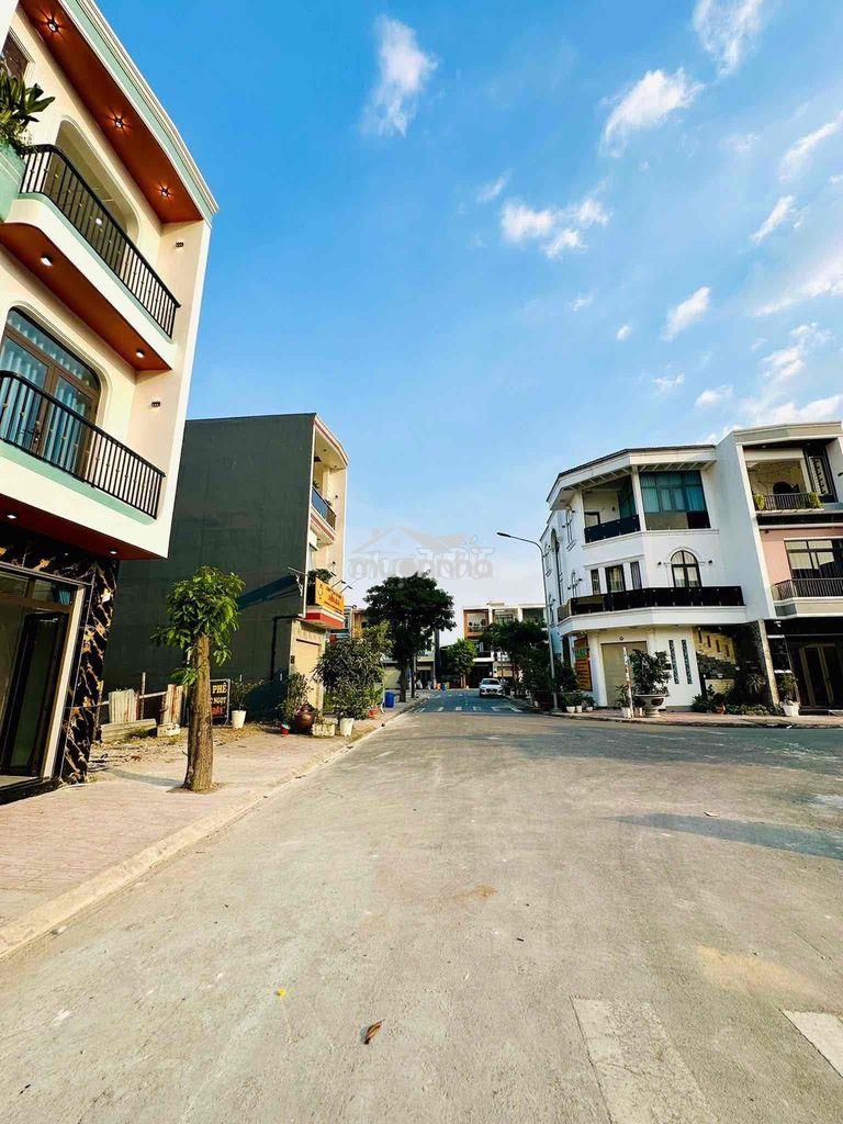 Bán nhà phố mới hoàn thiện gần vòng xoay an phú thuận an bih dương - 2