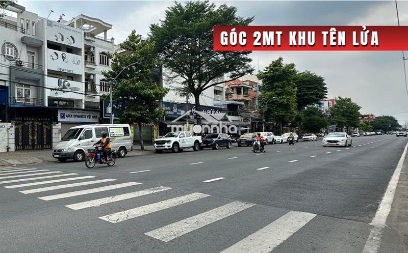 Cho thuê nhà khu tên lửa, góc 2mt đường số 7, dt 10 x 20m, 3 tấm.