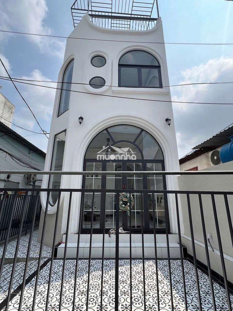 Có p.ngủ tầng trệt, 50m², 4 pn, full nội thất, vào ở ngay