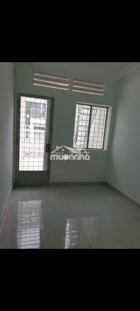 Cho thuê nhà hxt 176 đặng văn ngữ, 3 tầng vừa ở kết hợp kd giá 20tr