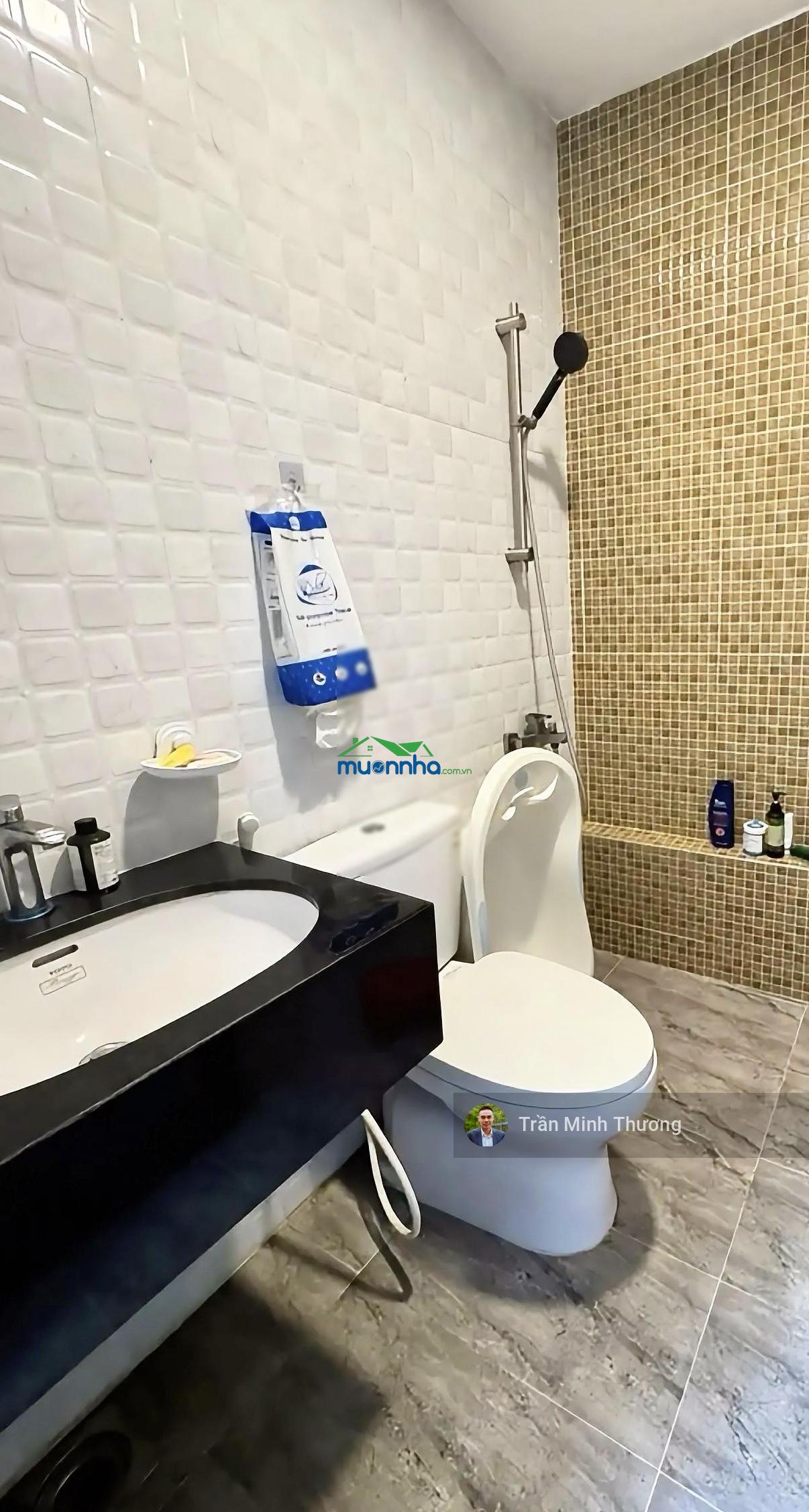 Nhà 3 tầng - sân ô tô - ngang 5m hiếm - gần global city - quận 2