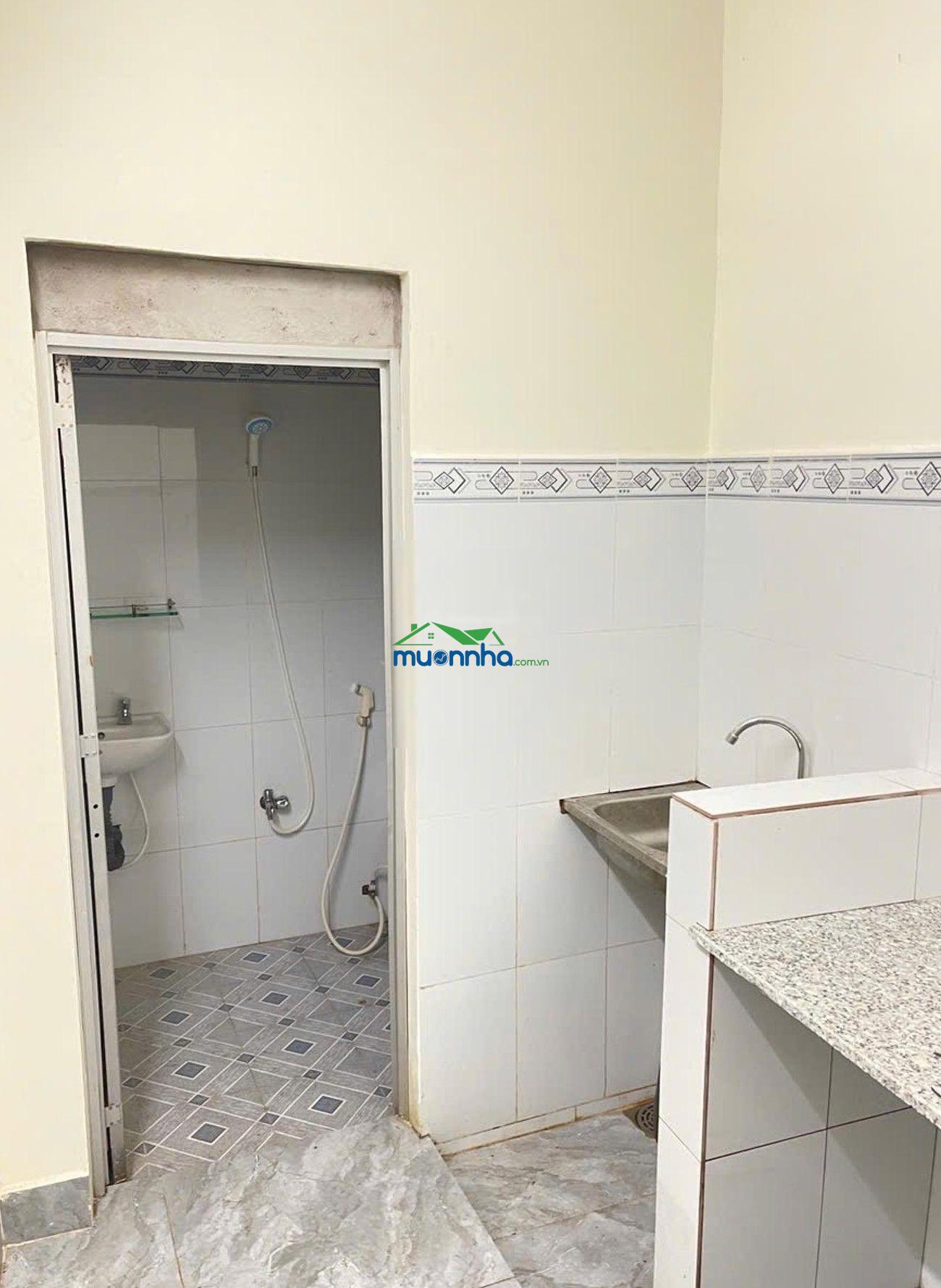 Cạnh nhà thi đấu quận 7. nhà 2 tầng. 67m2. chỉ nhích 4 tỷ - 4