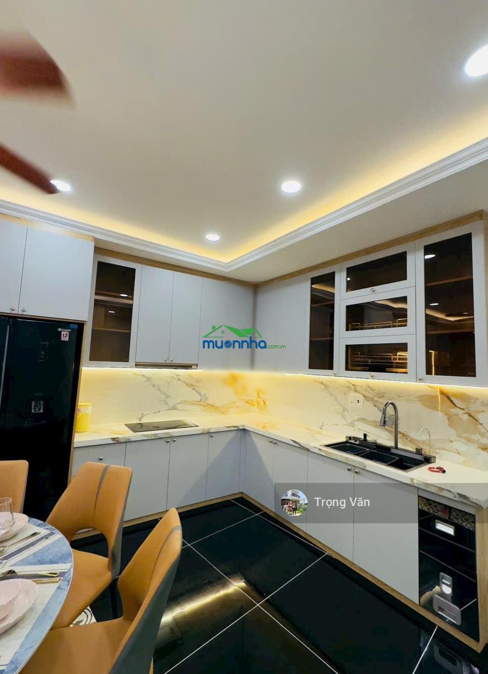 Nhà thật - giáp bắc hải q10 - chỉ 6,7 tỷ - sổ hồng 72,27m² (ngang 15m) - nhà lung linh 3pn 4wc - 2