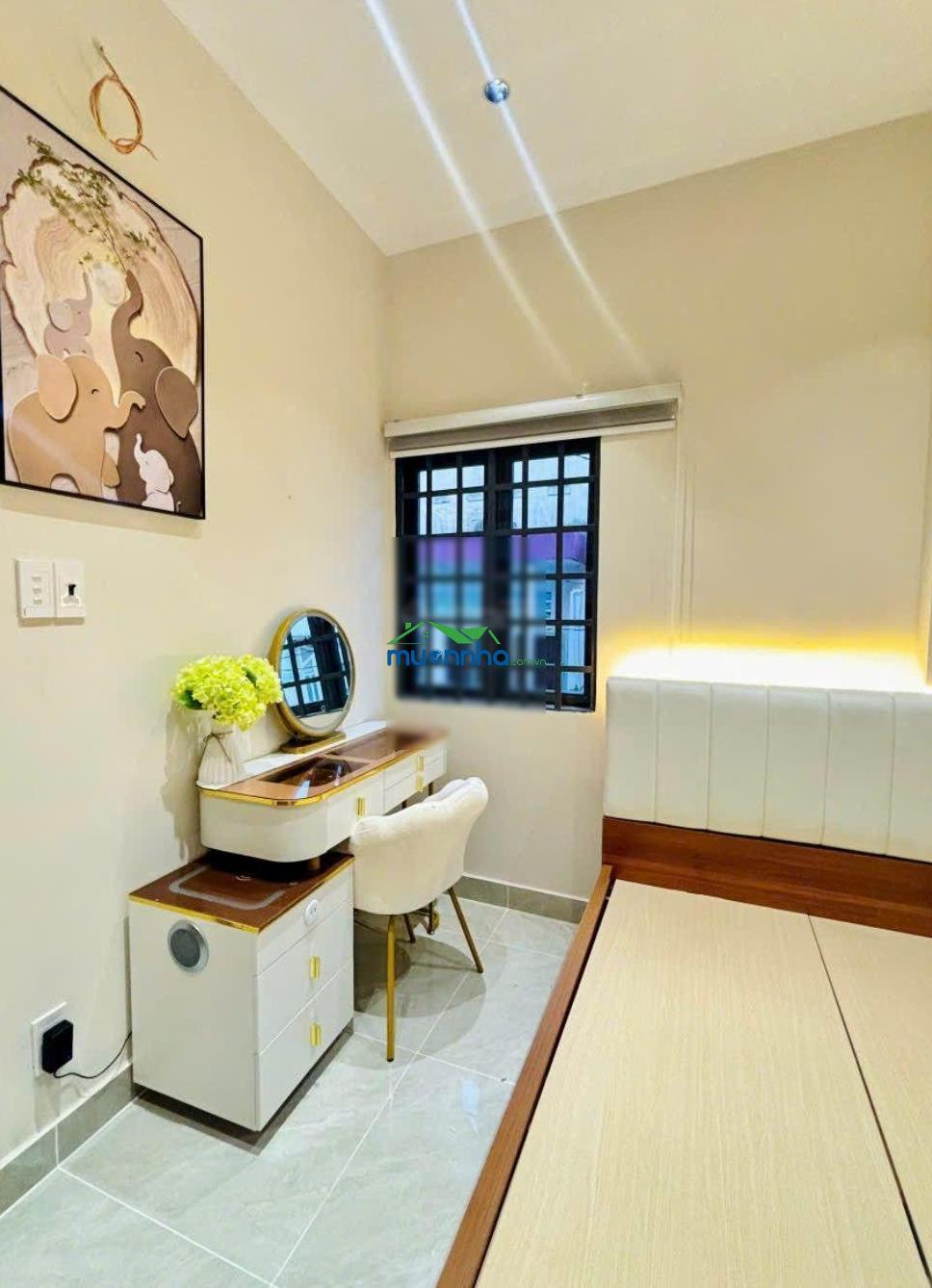 Nhà đẹp, nội thất hiện đại, dọn vào ở ngay. hơn 5 đồng xíu (tl) - 2