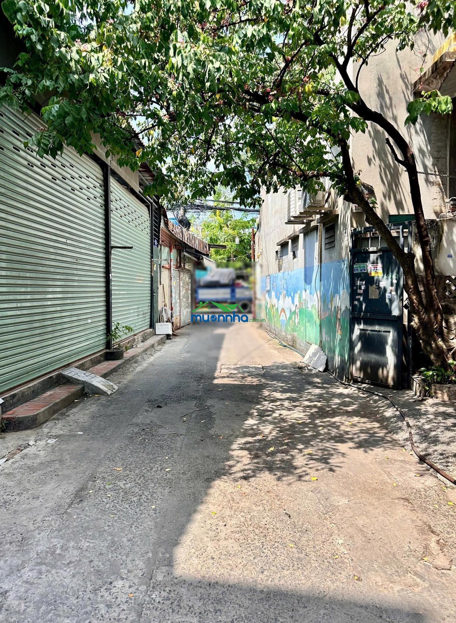 Bán nhà lưu chí hiếu - dt: 4x14,5m, 4 tầng btct, hẻm xe hơi, ngay công viên. giá: 9tỷ2 - 3