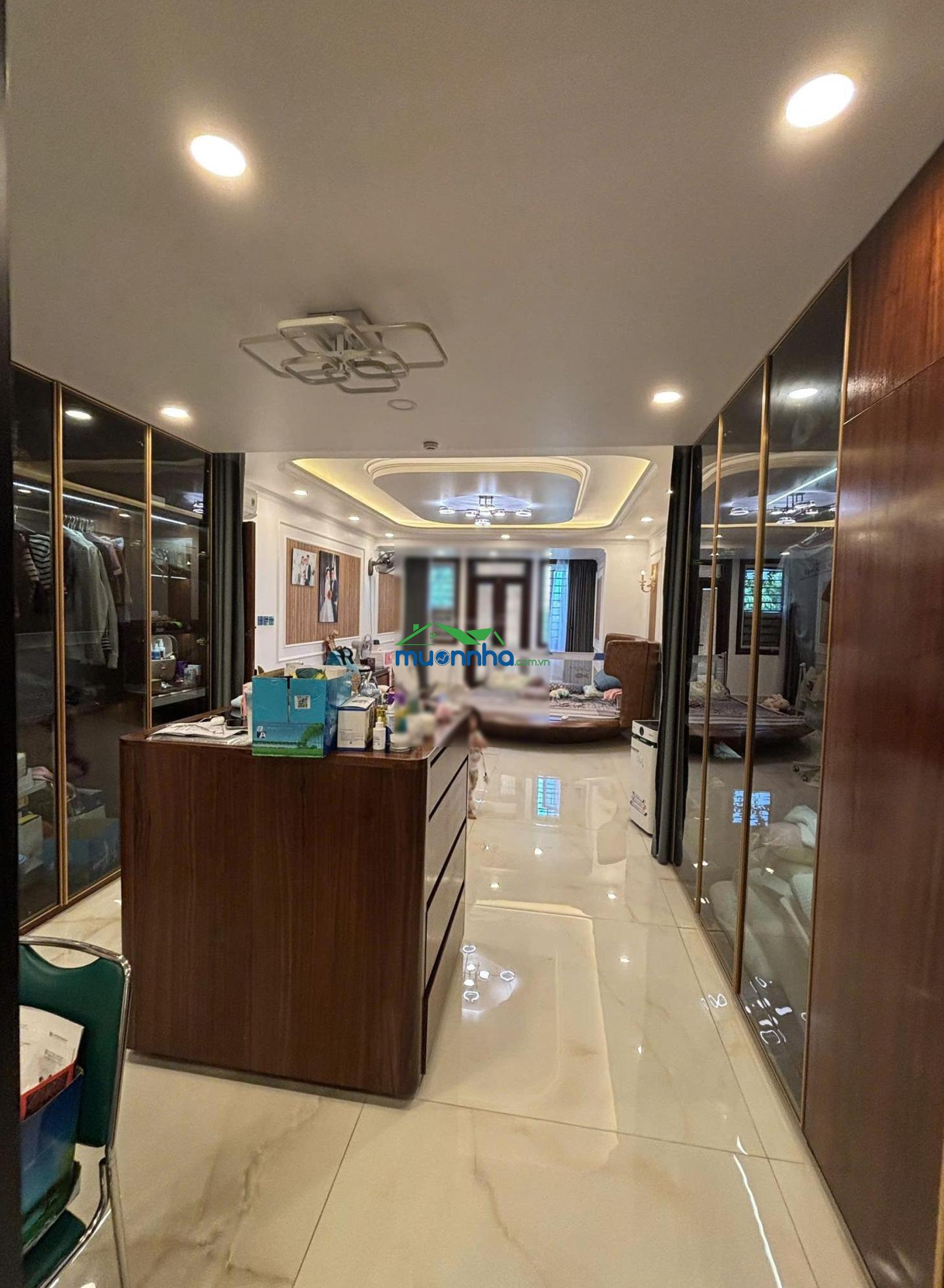 Định cư cần bán nhà bàu cát, dt : 7mx20m,kc : hầm + 7 tầng + thang máy, dtsd : 450m2, giá : 25.9 tỉ - 3