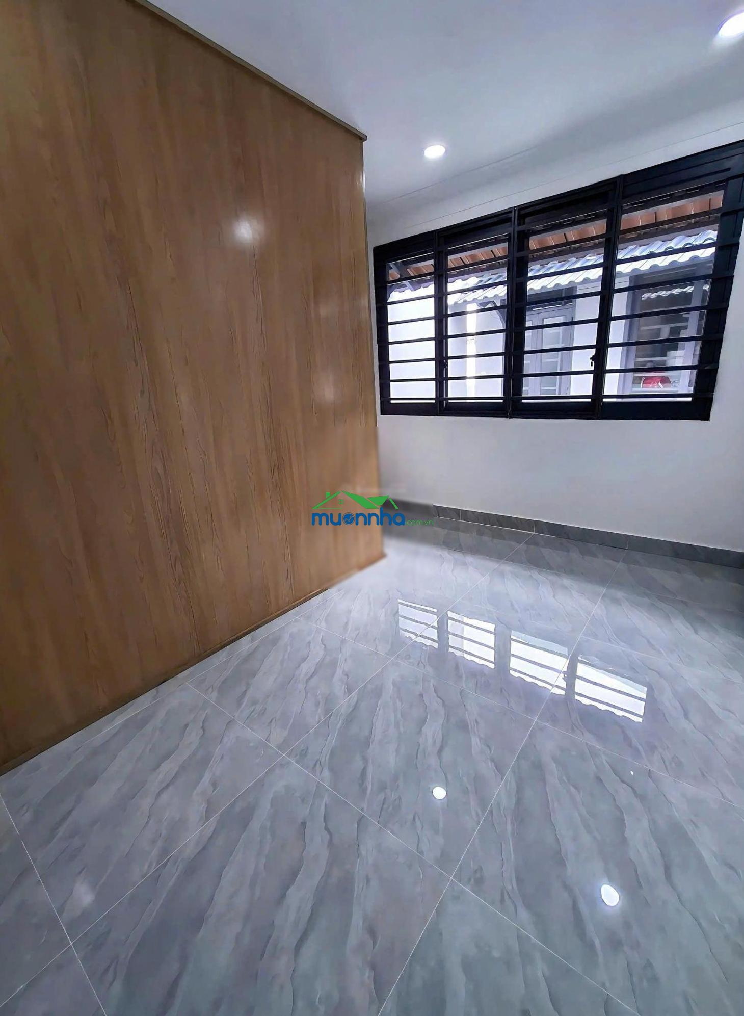 Bán nhà đường nguyễn ảnh thủ giá 738tr.