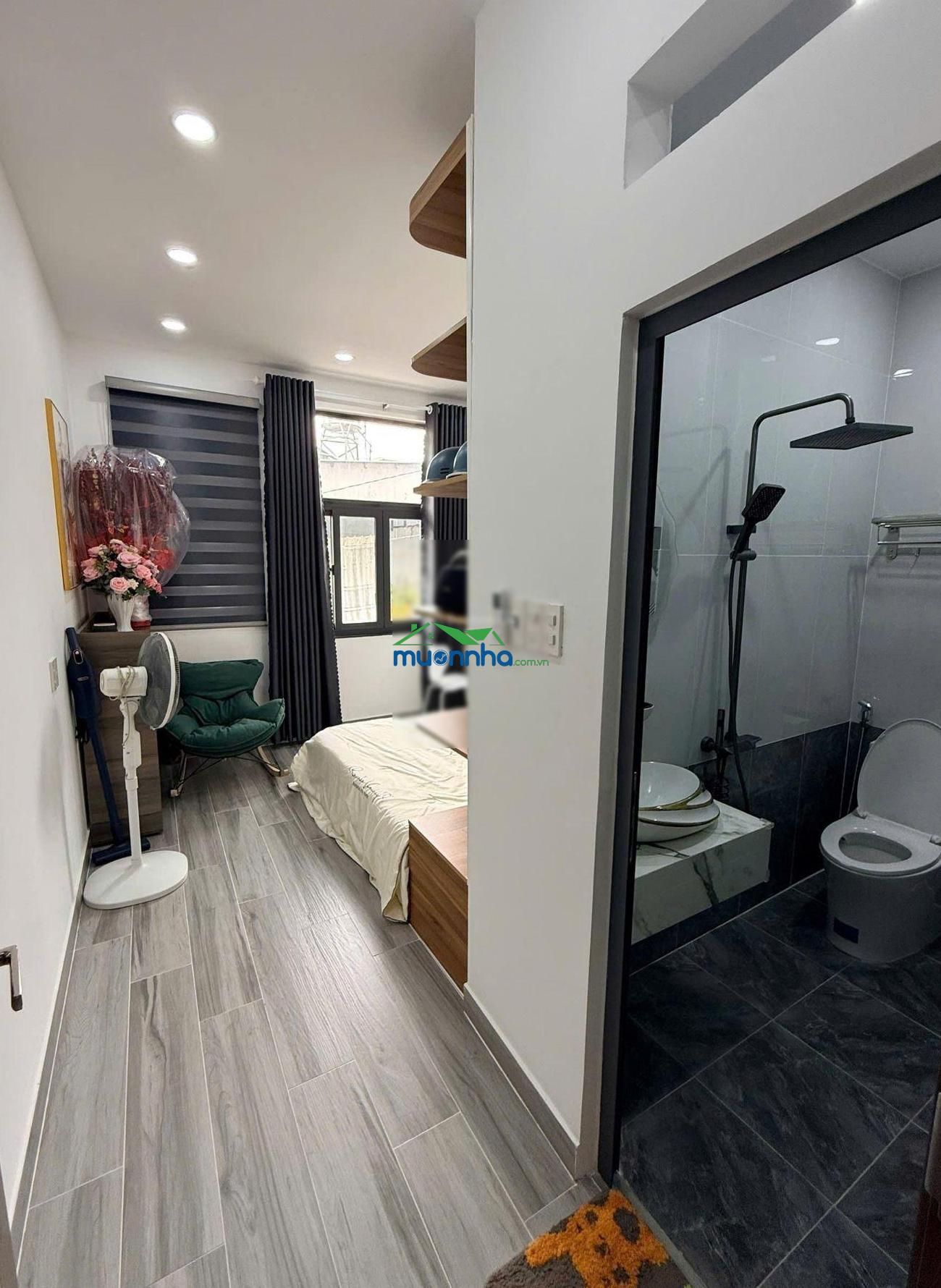 Bán nhà nguyễn văn lượng, vô ở ngay. dt: 3.5 x 11.5. kết cấu 4 tầng, 4 phòng ngủ. hxh - 3