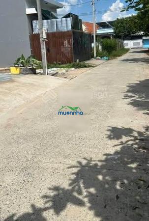 Bán gấp nhà 100m²,giá 1,5tỷ ở tại đường 1/ suối lội xã tân thông hội huyện củ chi, có sổ hồng riêng