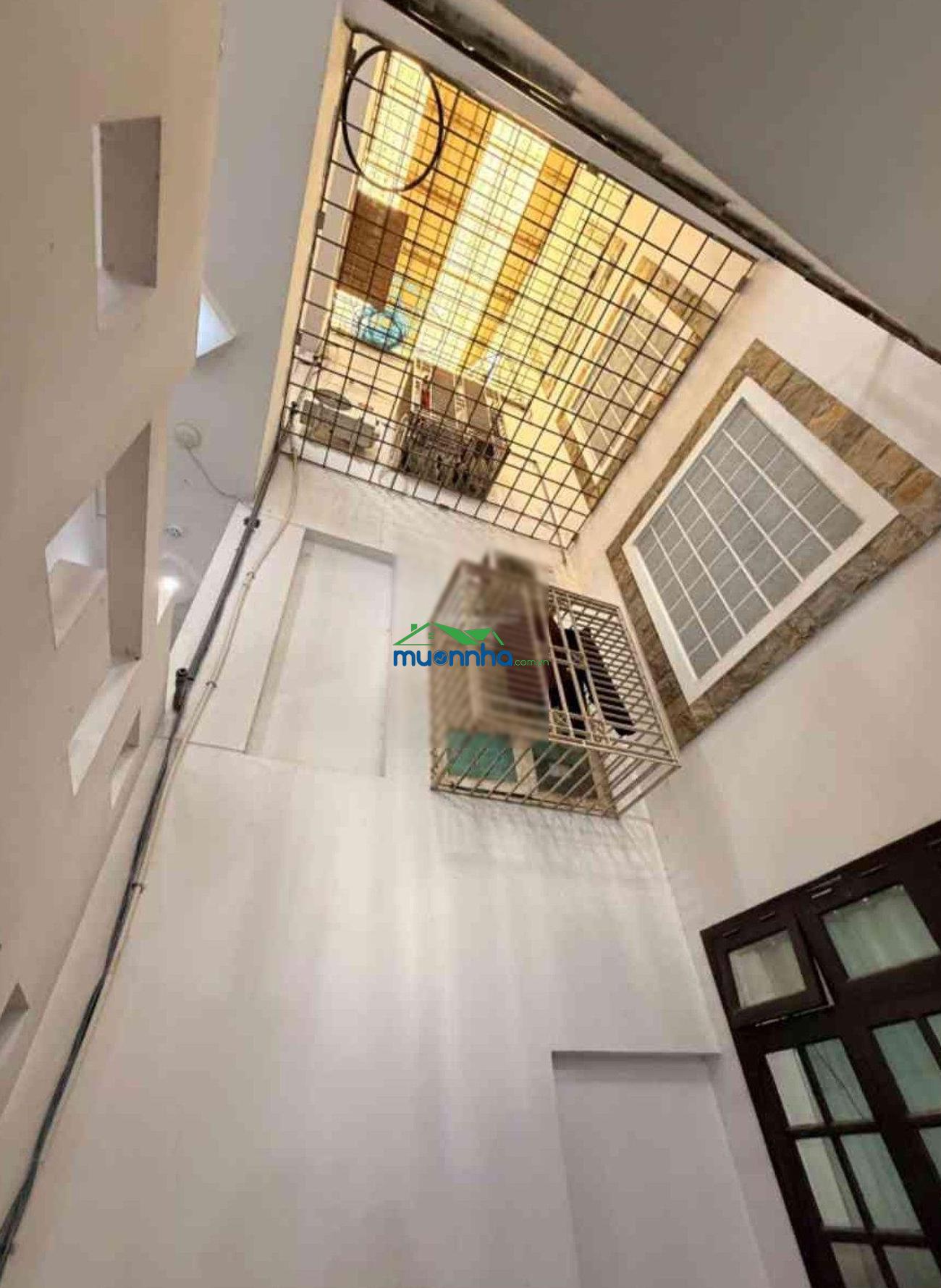 Toà 6 tầng 34 phòng chdv - dương thị giang, ttn, q12 - dt 300m² căn góc - ngay metro số 2 - 2