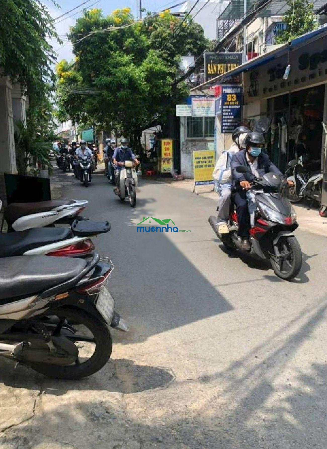 Ngay mặt tiền kinh doanh - ngô đức kế - bình thạnh - 2 tầng - 24m2 - 3