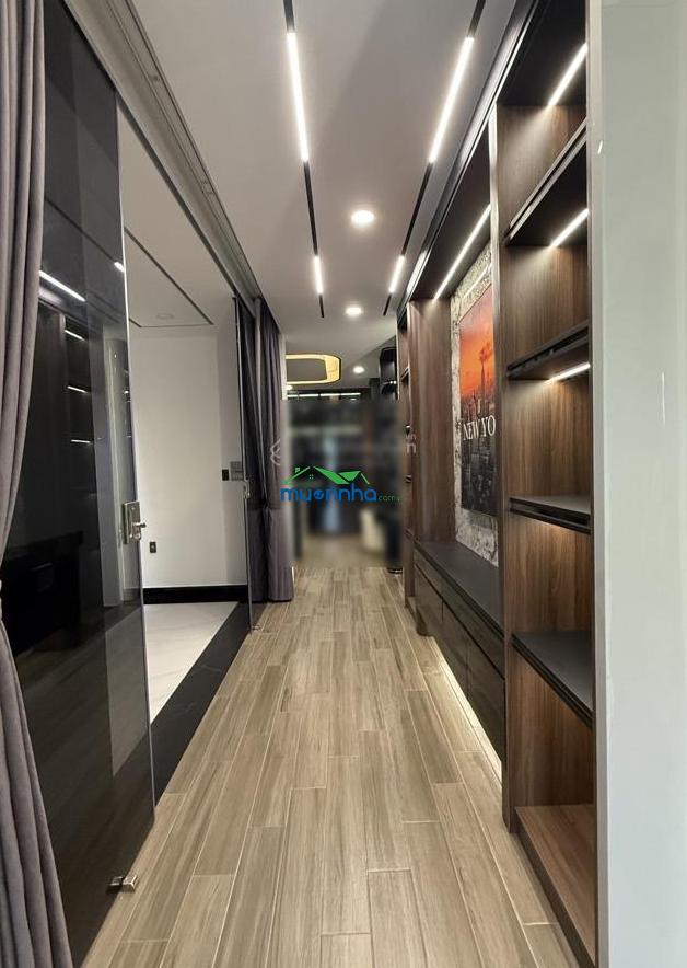 Bán nhà khu công ích quận 4, 80m², 5 tầng, gần phú mỹ hưng, đường 10m, giá: 17 tỷ