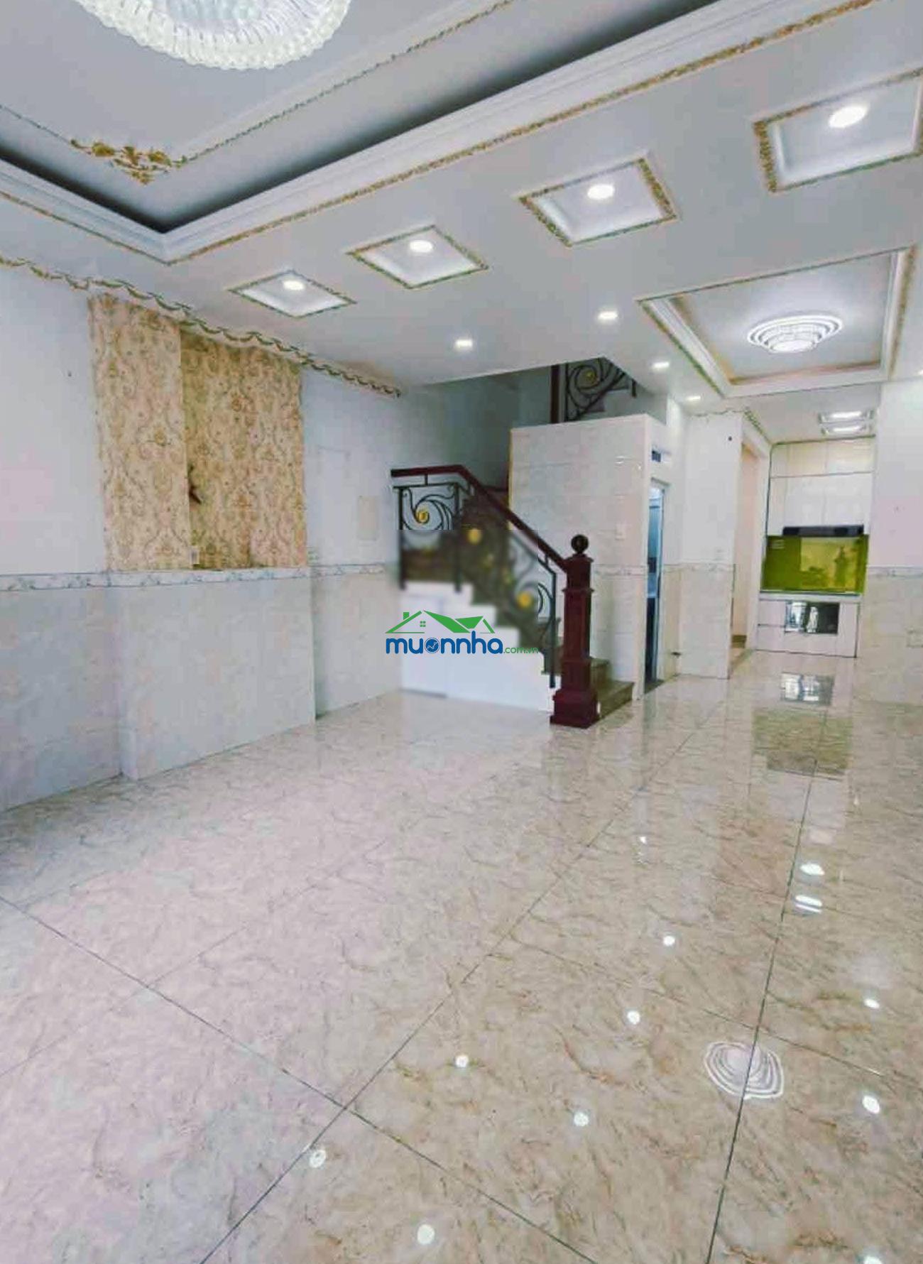 Hậu giang ( 4 x 18 ) hẻm 8m xe hơi vào nhà, 3 tầng đúc gần mặt tiền đường nhỉnh 9 tỷ.