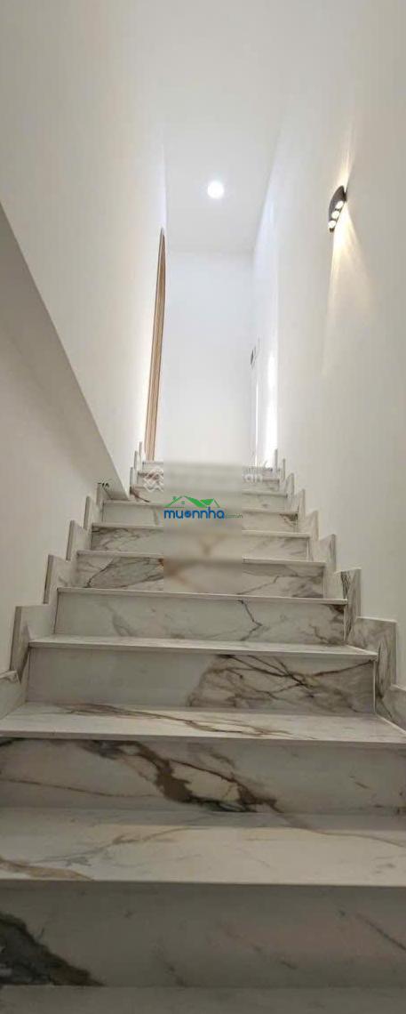 Thiết kế đẹp - full nội thất sang, bán gấp 2 tầng x 48m² - hẻm 2 xe hơi ra nguyễn văn trỗi - 3