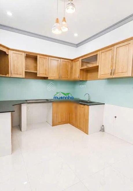 Nhà vị trí đẹp dương bá trạc p2-q8