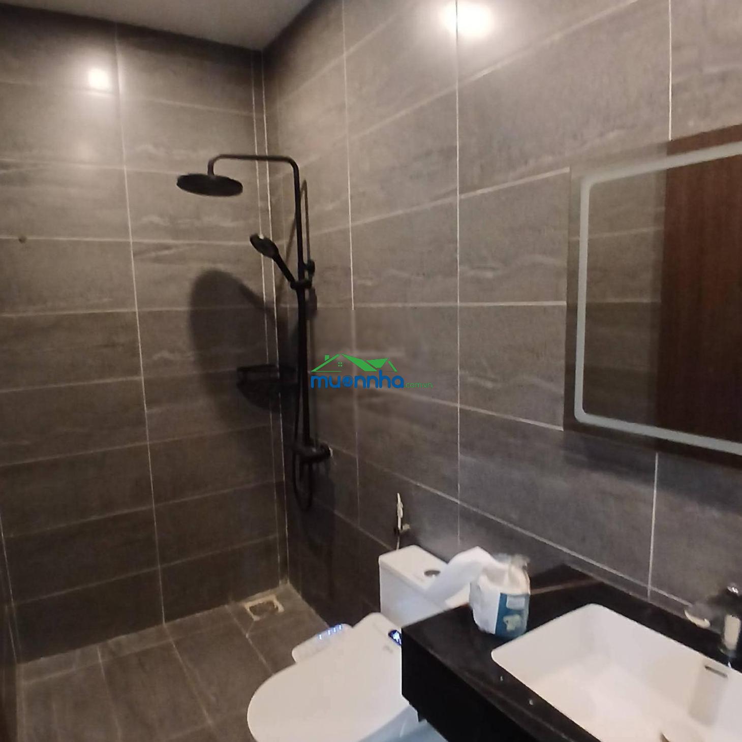 7 tỷ 700 thương lượng nhà 4 tầng, diện tích : 4 x 20 - 2
