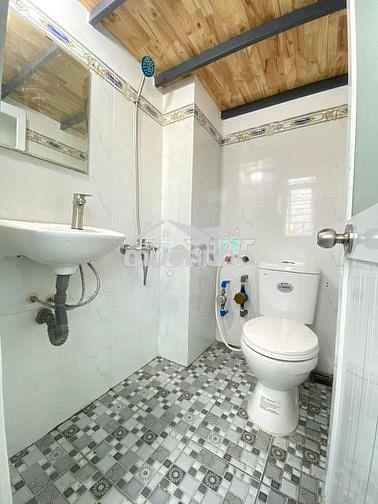 Phòng trọ có gác giá siêu rẻ ngô bệ p13 tân bình - 4