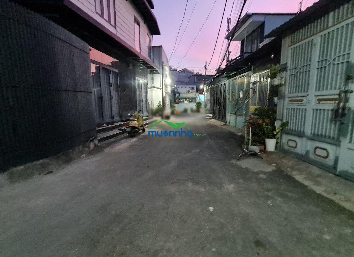 4 tỷ - nhà c4, 2pn - 50m ra mt kha vạn cân, linh tây