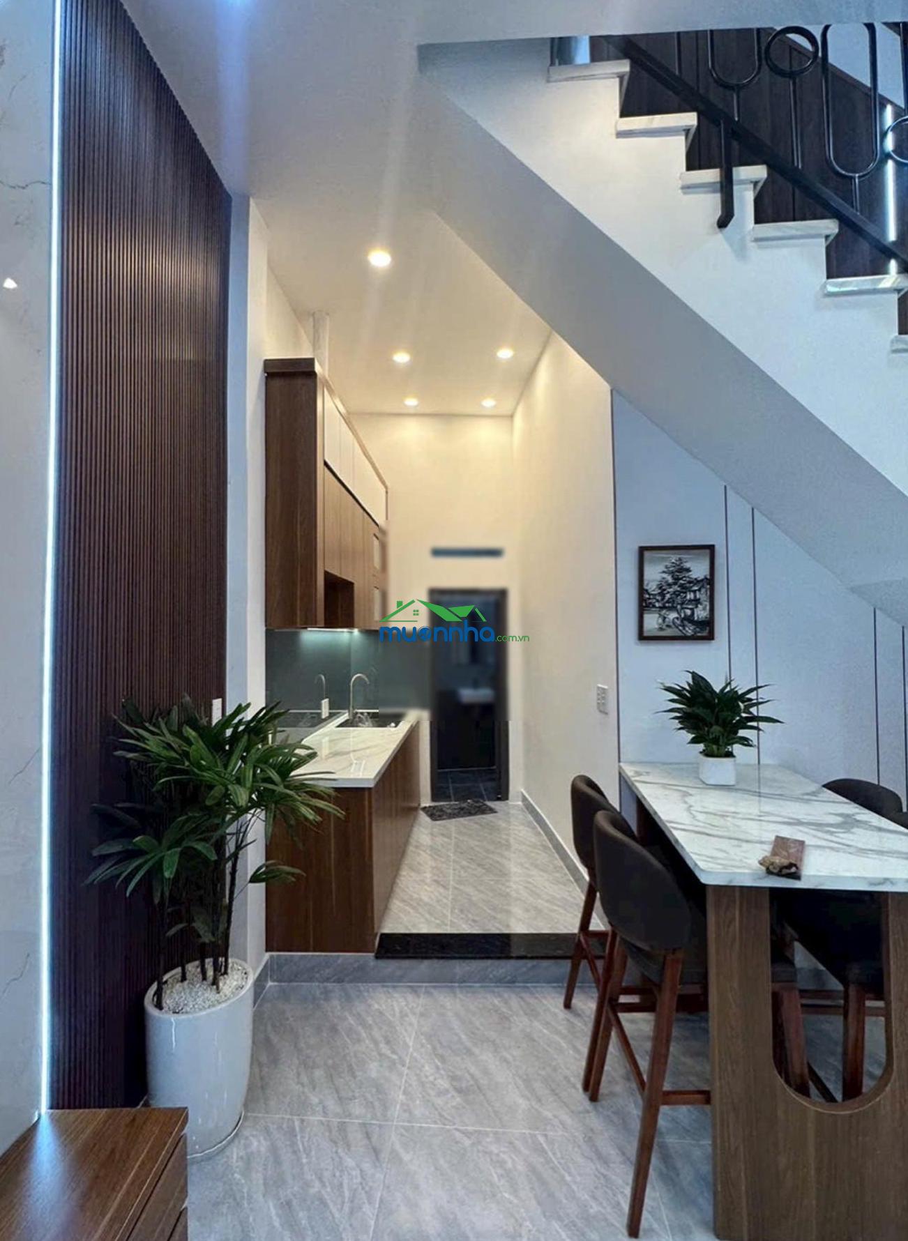 Bà hom sát phố ẩm thực - nhà 3 tầng nở hậu hơn 8m - 31m2 - nhà mới đẹp - full nội thất - 5.45 tỷ - 2