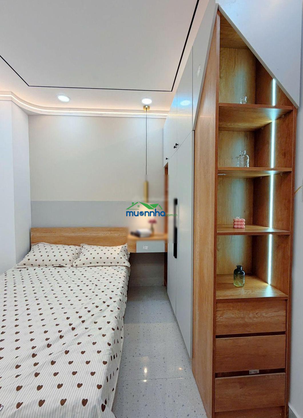 Bán nhà đẹp full nội thất cách mặt tiền cô giang 10m, 2 tầng, 40m2. giá 6,3 tỷ (tl chính chủ)
