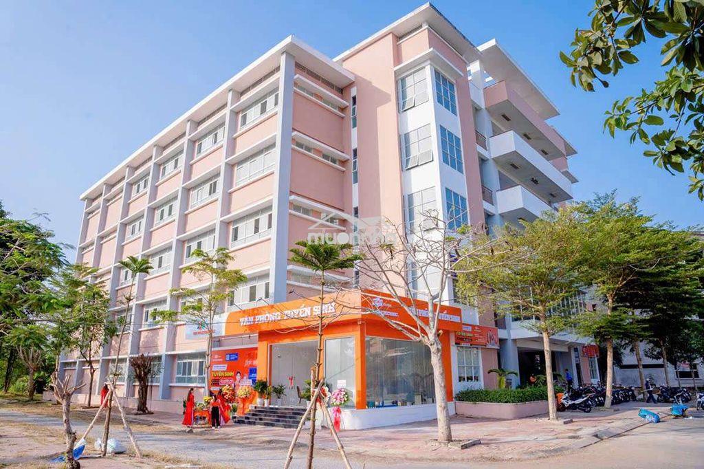 Cho thuê nhà trệt lầu - góc hẻm hông thoáng mát - kdc hoàng quân - 4