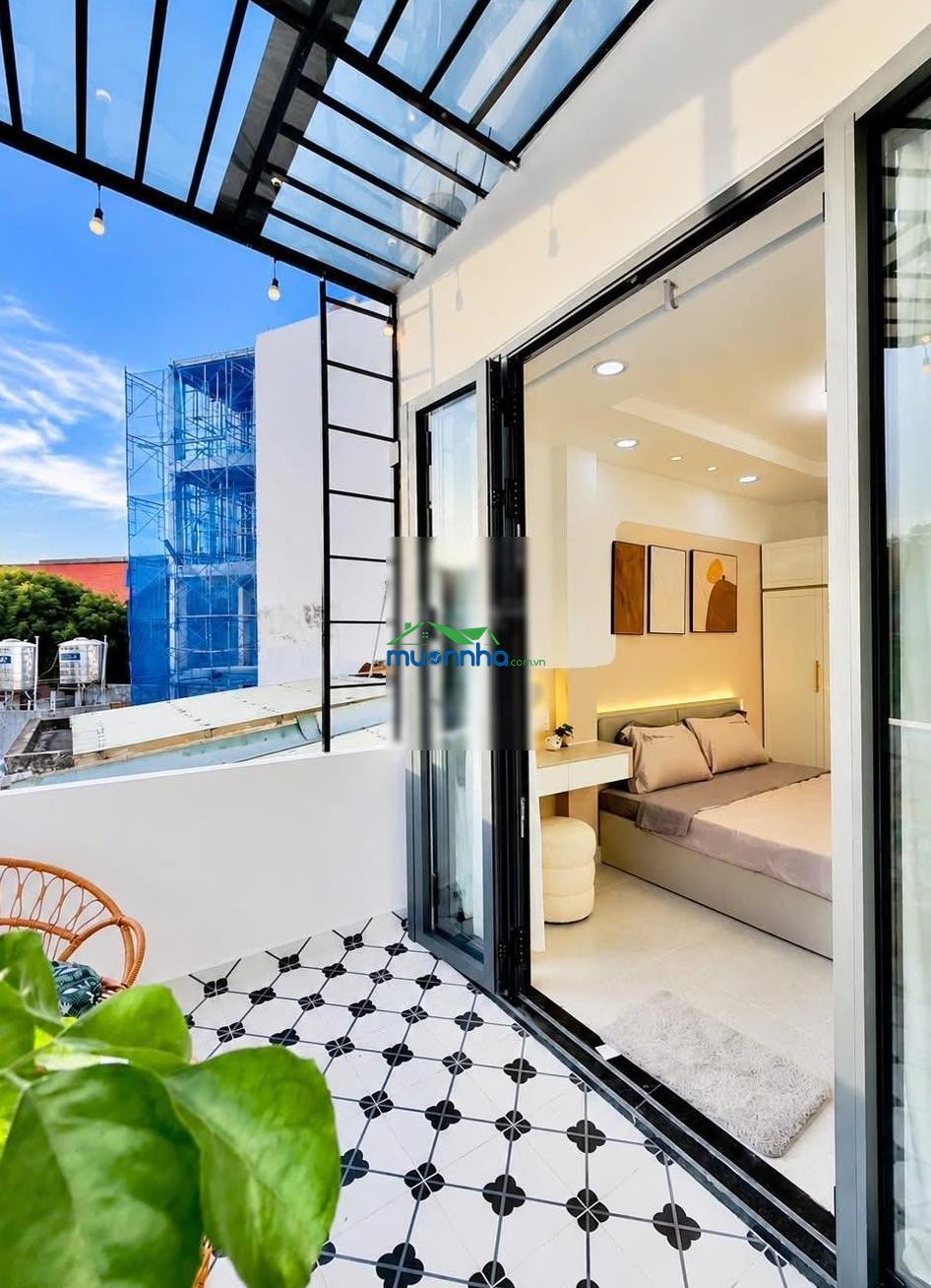 Nhà đẹp ngay nguyễn kiệm, phú nhuận, hẻm 4,5m 2,8 tỷ, đi bộ công viên gia định chỉ 5p, gần sân bay