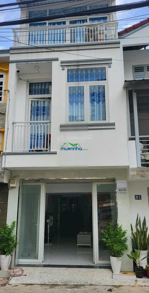 Chủ cần bán căn nhà nằm ở khu cư xá đại học an ninh - đường số 3 trần não - 3