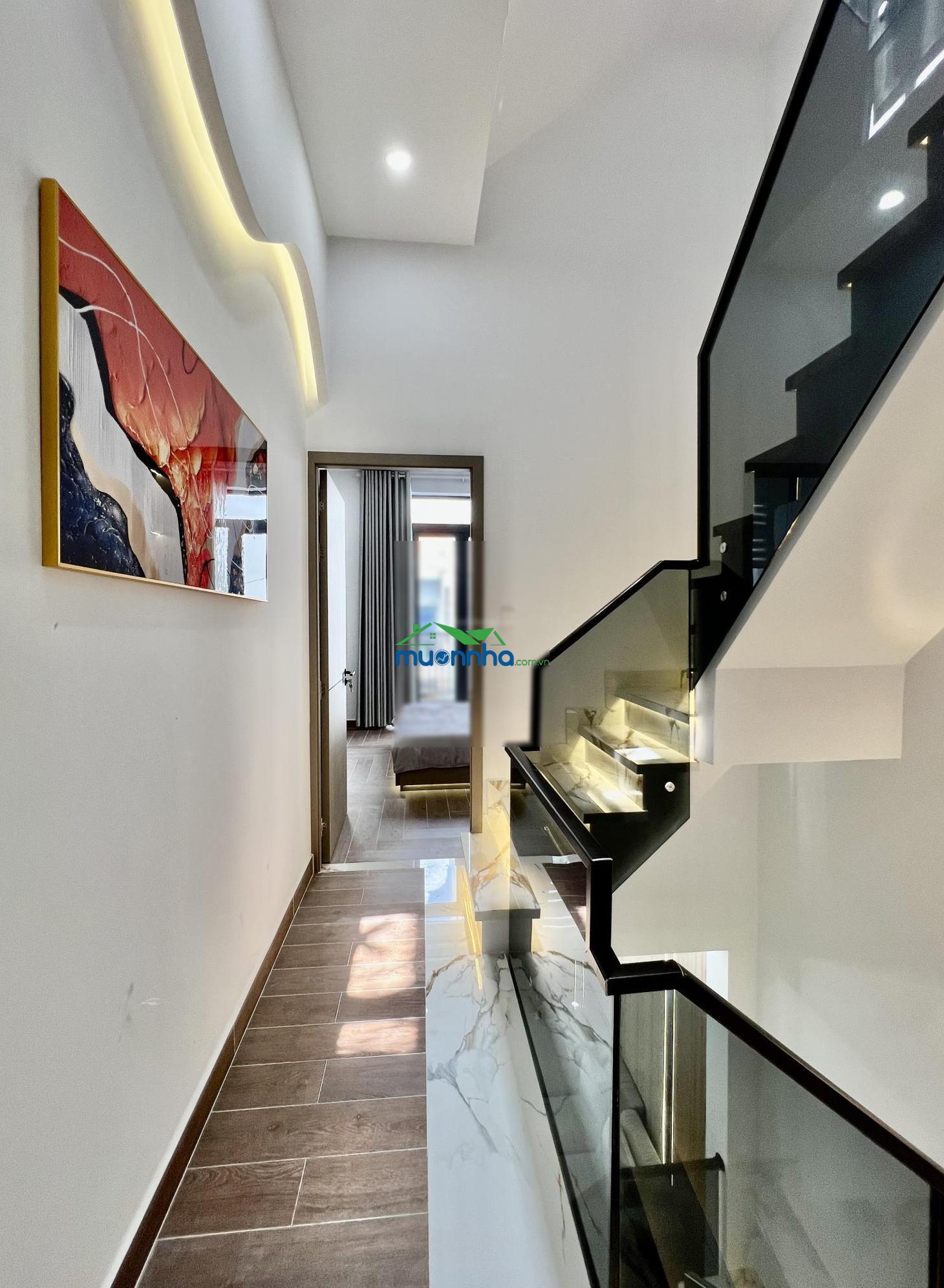 Nhà xây mới 3 tầng gần trường tân trụ cách 1 căn ra mặt tiền 4m x 12m 4 phòng ngủ sẵn nội thất - 2