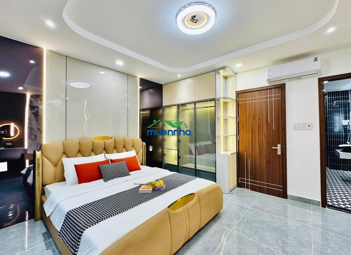 Cần bán gấp căn nhà hiệp bình, thủ đức có dòng tiền 25tr/th. sổ riêng, hẻm 6m, dt 75m2 - 4