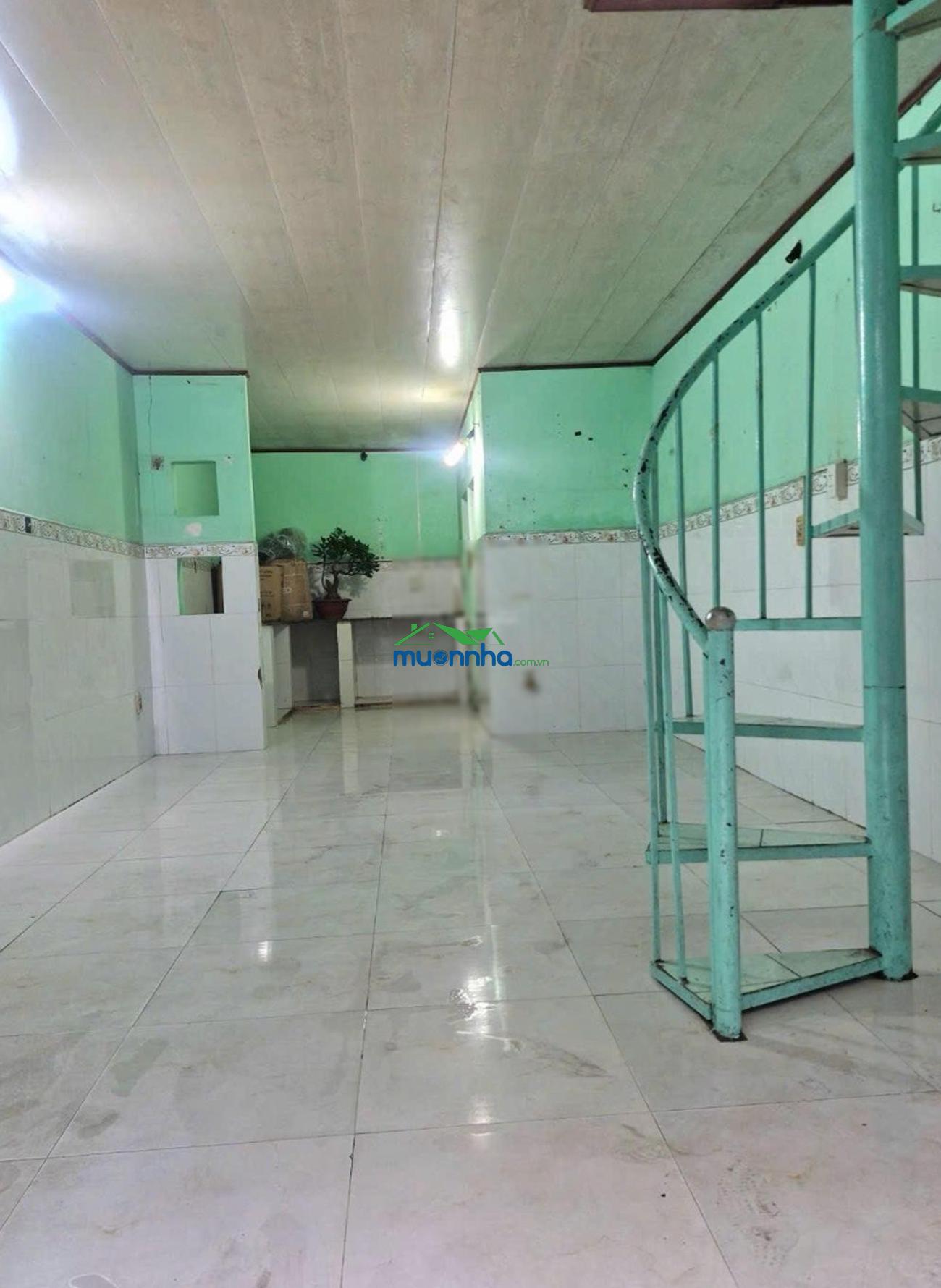 Nhà 2 lầu - 32m2 - nhỉnh 3 tỷ - hẻm 4m thông - bình trị đông - 2