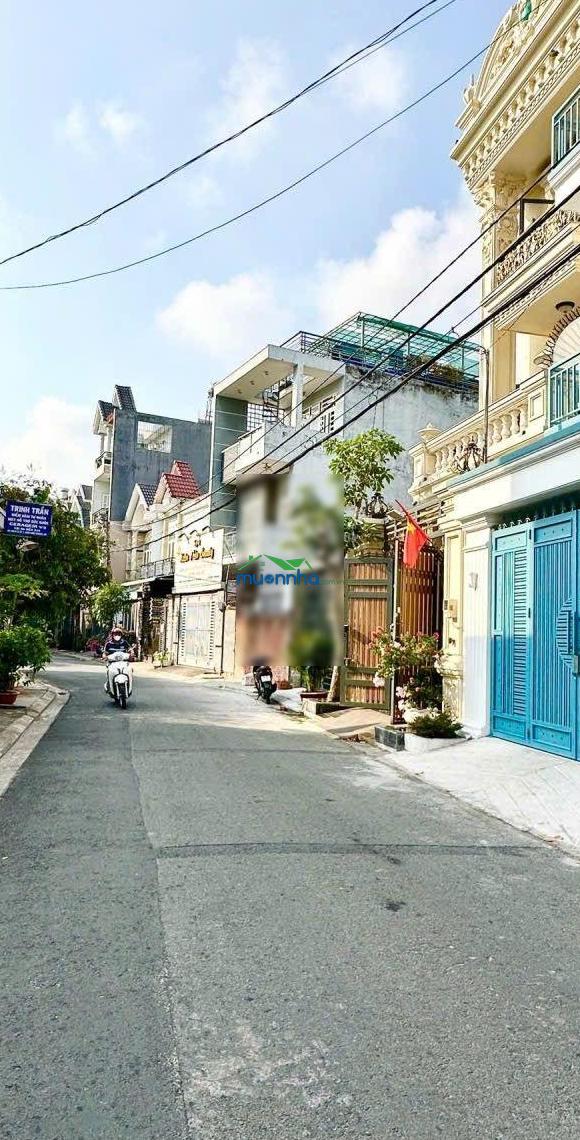 Bán gấp nhà góc 2 mặt tiền nguyễn thị sáu phan văn hớn vào,xã bà điểm giá 6,5tỷ 6,5m x 16m, 3 tầng, - 4