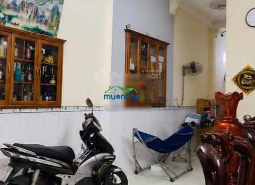 Bán gấp nhà cấp 4 để cùng con định cư nước ngoài gần cầu ông thìn, giá 2tỷ4 - 2