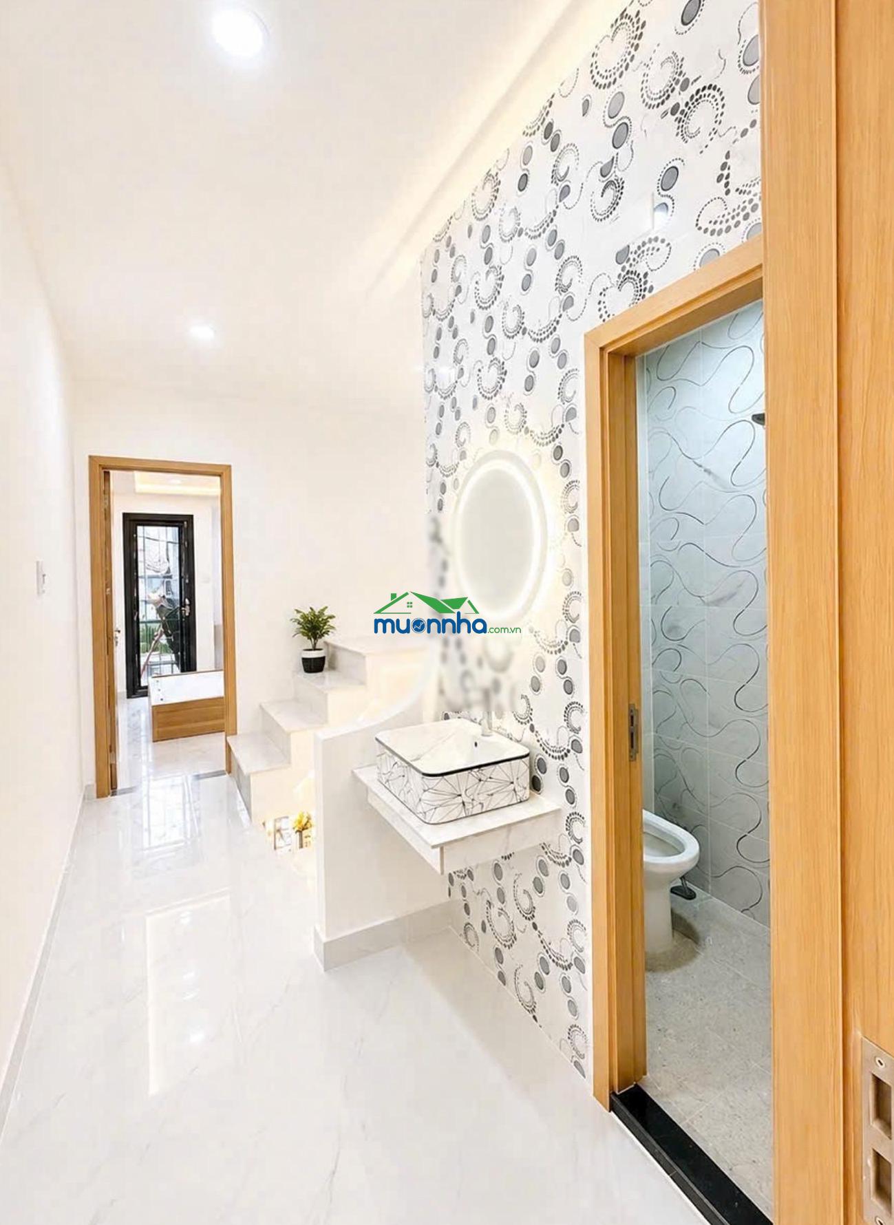 Ngay đh hutech, 2 tầng(3pn) có 1pn trệt, hẻm 3m thoáng, gần mặt tiền, 37m2, có sân để xe, p.17 - bt