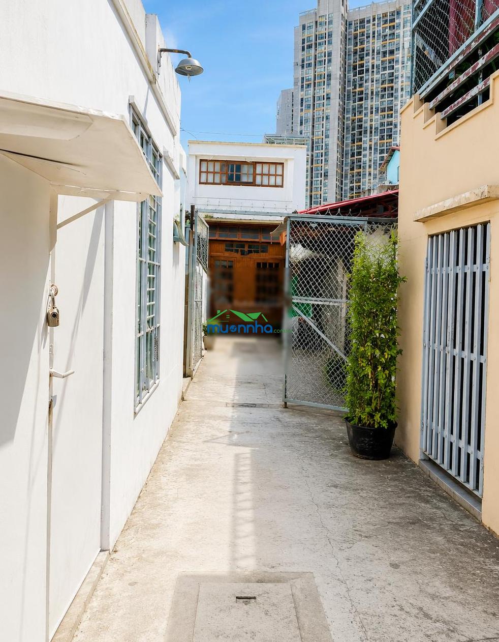 Nhà giá tham khảo tốt trong khu vực 55m2 - ngang hiếm 6.5m - nhỉnh 4 tỷ - 3