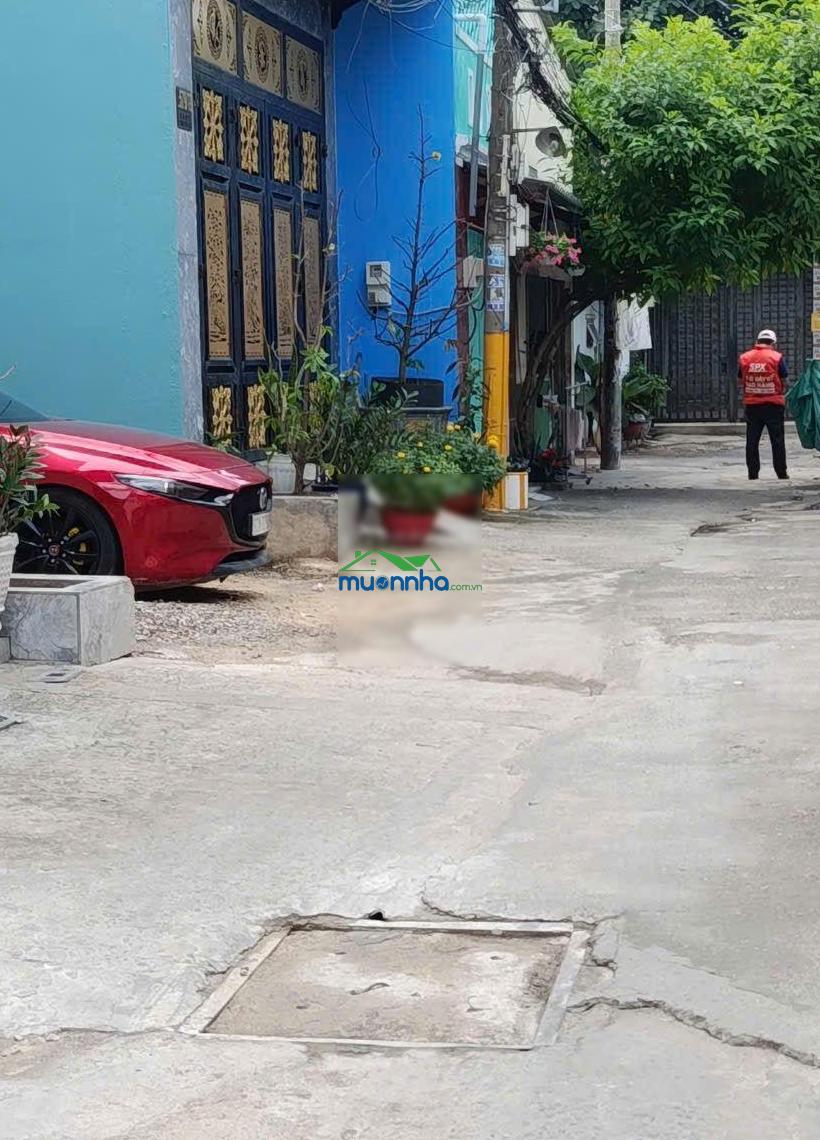 Nhà 4 tầng full nội thất đường quốc lộ 1a phường an phú đông q12, dt 68m (4,5x15) hẻm 5m