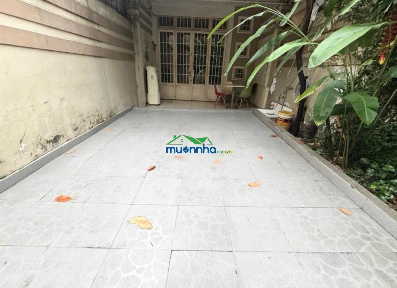 Dương quảng hàm - hẻm 8m thông xe tải - dt 4m x 19m vuông vức - nhà trệt lửng - chỉ hơn 9ty - 2